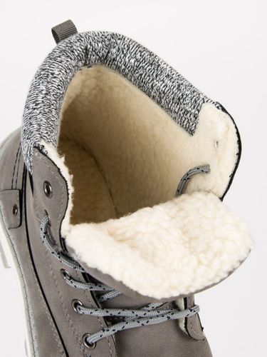 OCIEPLANE TRAPERKI Rozmiar - 39 na Arena.pl