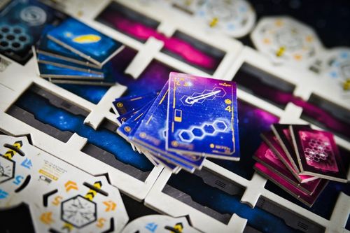 LUCRUM GAMES Gra W stronę słońca na Arena.pl