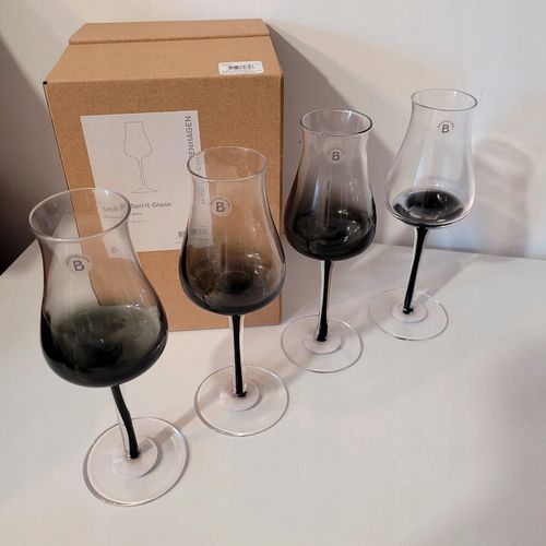 Kieliszek do szampana ze szkła dmuchanego Smoke, 4 szt. na Arena.pl