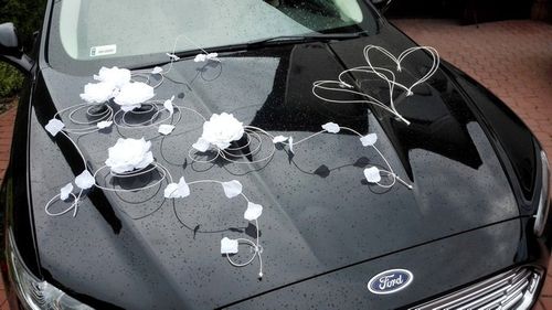Dekoracja samochodu ozdoby na auto do ślubu płatki na Arena.pl