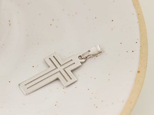 SREBRNY KRZYŻYK KRZYŻ SREBRO pr.925 CUDO na Arena.pl