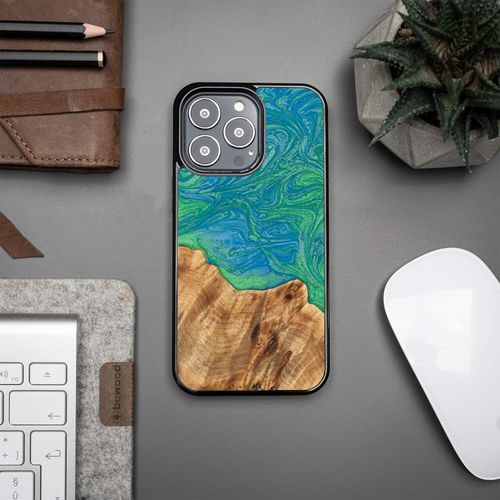 etui bewood unique na iphone 13 pro - neons - tokyo na Arena.pl
