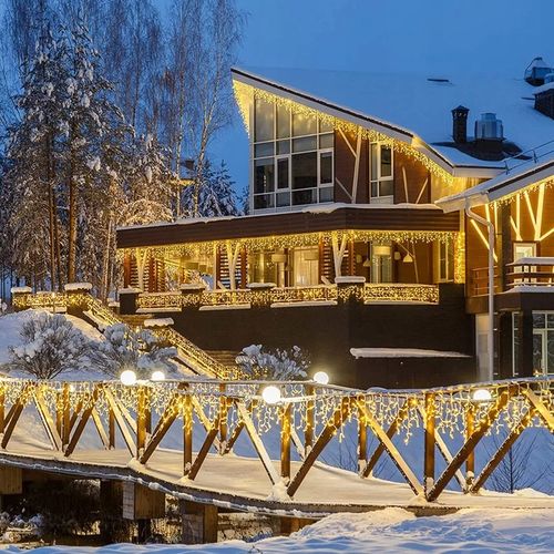 LAMPKI CHOINKOWE ŚWIĄTECZNE SOPLE Z EFEKTEM FLASH ZEWNĘTRZNE 8M 300 LED na Arena.pl