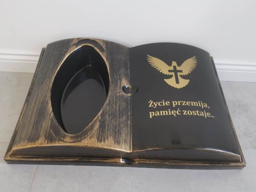 KSIĘGA na grób Podkład do stroików sztucznych Czarna ze złotym z doniczką na Arena.pl