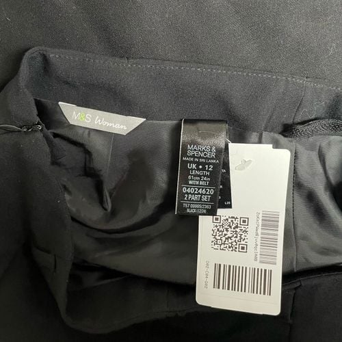 Spódnica Midi Czarna Rozkloszowana Wygodna i Stylowa Rozmiar 40 Damska na Arena.pl