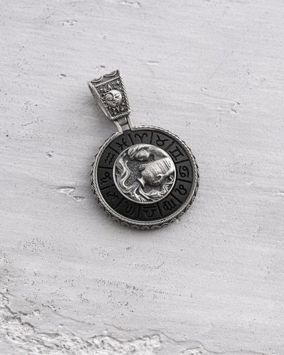 Srebrny wisiorek Znak zodiaku - WODNIK z hebanem na Arena.pl