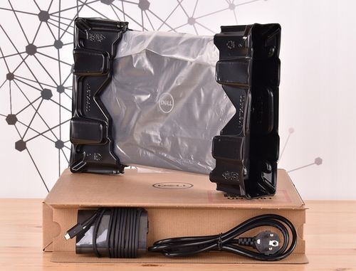 DELL 5300 2w1 13 cali i5 8Gen 32GB 512GB SSD NVMe HDMI dotykowy 360 na Arena.pl