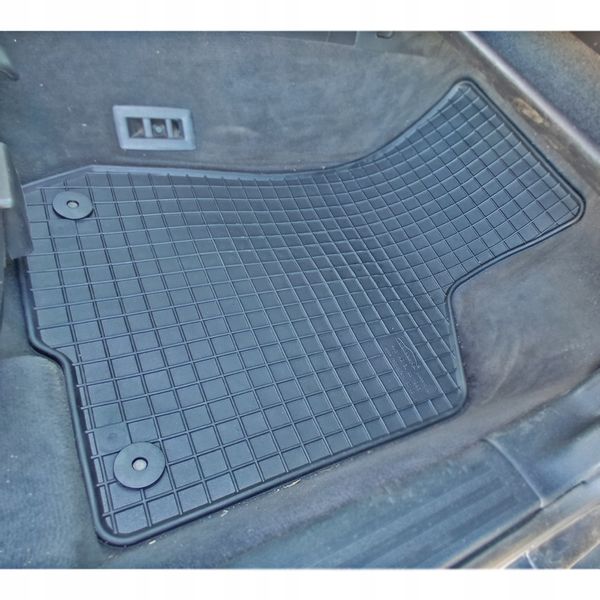 Dywaniki dedykowane do Audi A3 8L TUNEL zdjęcie 14