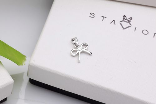 Wisiorek Staviori SSS4804 na Arena.pl