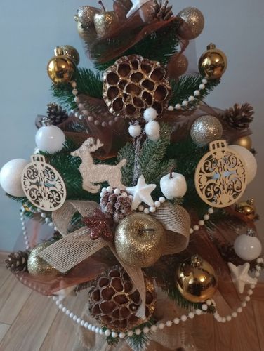 Choinka NA PNIU ubrana Z DEKORACJĄ ozdobami ubrana 100 cm z lampkami LED na Arena.pl