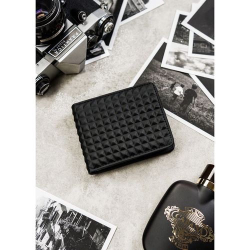 czarny portfel męski z modnym, geometrycznym wzorem, bez zapięcia na Arena.pl