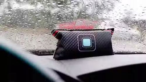 POCHŁANIACZ WILGOCI DO SAMOCHODU AUTA OSUSZACZ XXL DUŻY ZIMOWY NA SZYBY 2X na Arena.pl