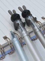 Długopis króliczek MENG cienkopis czarny mix