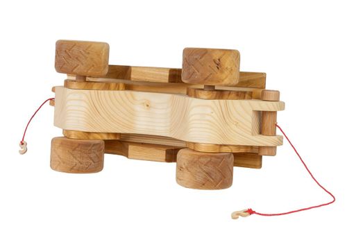 Duży, drewniany samochód "Monster Truck" na Arena.pl