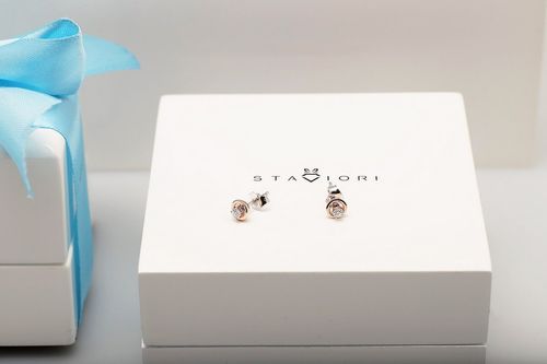 Złote kolczyki KZD5015M - Diament na Arena.pl