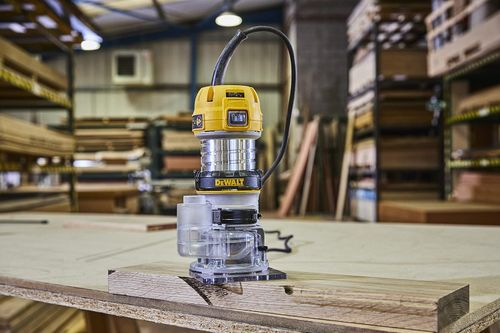 DEWALT FREZARKA DO KRAWĘDZI 900W D26200 na Arena.pl