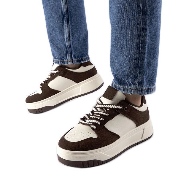 Brązowe sneakersy na platformie r.40 zdjęcie 1