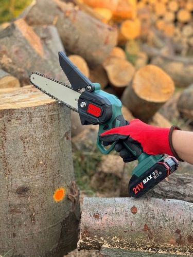 PIŁA AKUMULATOROWA ELEKTRYCZNA RĘCZNA MINI 6'' 2x AKUMULATOR + 2x ŁAŃCUCH na Arena.pl