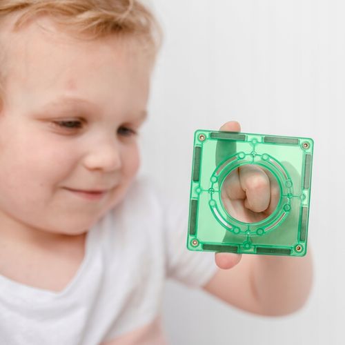 Connetix: klocki magnetyczne tor kulkowy kulodrom Ball Runn 92 elementy na Arena.pl