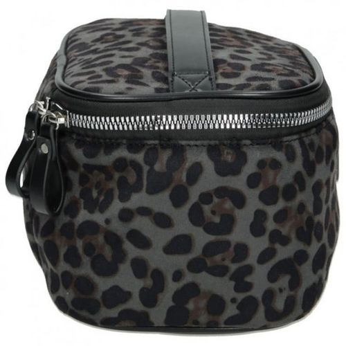 KOCMETYCZKA NOBO na Arena.pl