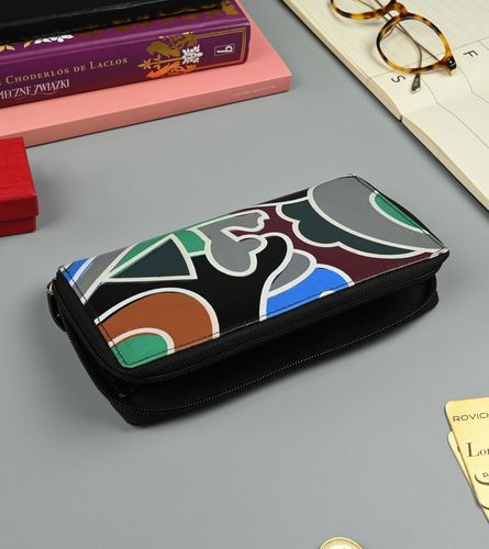 portfel damski w typie piórnika ze zdobioną fakturą, skóra naturalna na Arena.pl