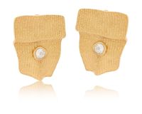 Kolczyki gniecione z białymi kryształkami Preciosa z kolekcji Vintage