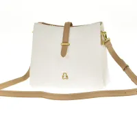 listonoszka damska skórzana lulucastagnette – klasyczna elegancja