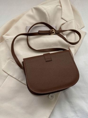 Torebka damska Ciemno brązowa skórzana Listonoszka mała na pasku D02 na Arena.pl