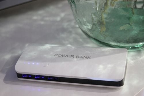 Power bank 50000mAh powerbank Wyświetlacz 3xUSB Latarka KOLORY SOLIDNY na Arena.pl