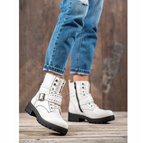 Białe Workery r.36 na Arena.pl