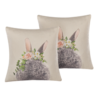 Zestaw 2 poduszek dekoracyjnych motyw królika 45 x 45 cm beżowoszary FATSIA