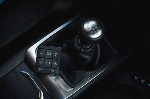 Yanosik Xs Asystent Antyradar + Abonament Gratis na Arena.pl