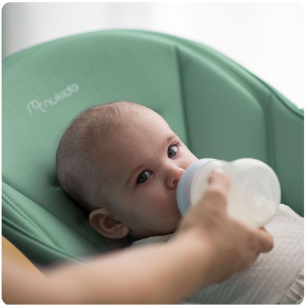 Krzesełko do karmienia ze stolikiem, leżaczek Belo zielone + pałąk z zabawkami zdjęcie 7