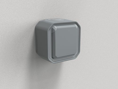 Nowe Plexo - Gniazdo 2P+Z zaciski automatyczne, komplet natynkowy 16 A - 250 V~- szare - Legrand 069731L na Arena.pl