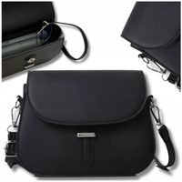 Czarna mała torebka listonoszka skórzana na ramię damska elegancka z klapą