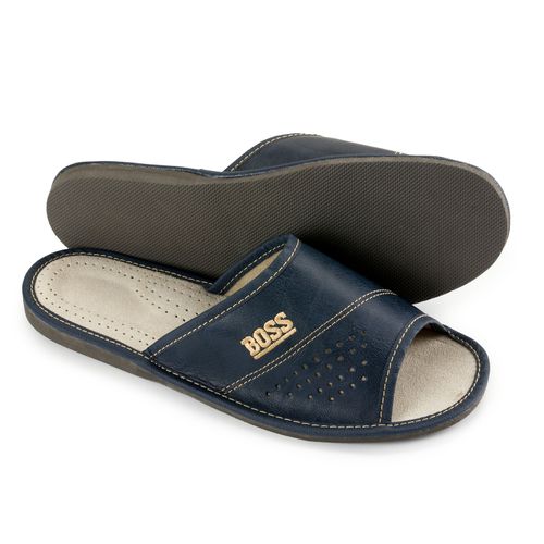 Kapcie męskie z haftowanym napisem BOSS na Arena.pl