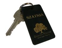 breloki drewniane do kluczy hotelowych 4x7cm grubość 5mm - 20szt.