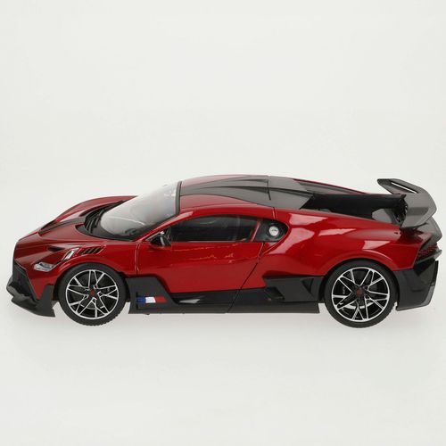 Samochód Bburago GT Bugatti Divo 1:18 na Arena.pl