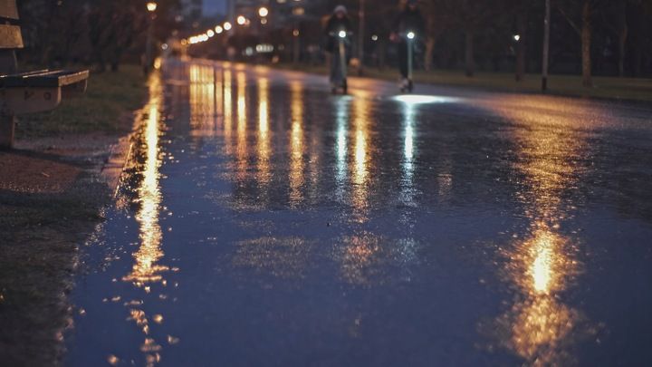 Hulajnoga Elektryczna Motus Scooty 10 Lite 2022 350W Lekka 3 biegi zdjęcie 5