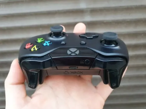 NAJTAŃSZY ORYGINALNY PAD XBOX ONE S X SERIES S X na Arena.pl