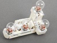 OE BMW GNIAZDO ŻARÓWKI LAMPY TYŁ W BŁOTNIK BMW 3 E91 63217160075