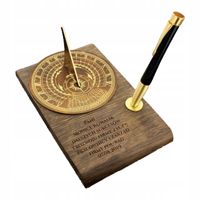 Zegar słoneczny na PREZENT dla SZEFOWEJ KIEROWNIKA GRAWER