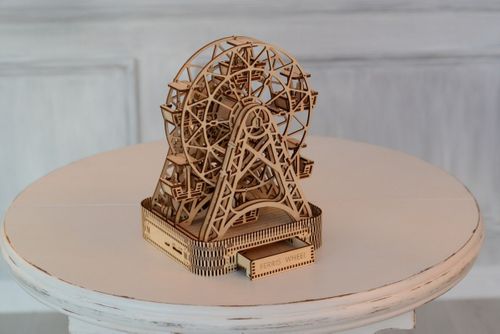 Puzzle 3D Diabelski młyn na Arena.pl