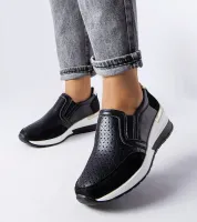 Czarne ażurowe sneakersy na koturnie Vernon 40