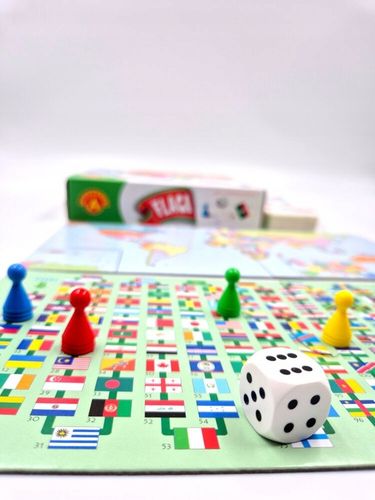 GRA PLANSZOWA JAKIE TO FLAGI gra planszowa dla dzieci +7 lat na Arena.pl