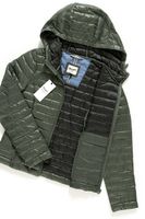 DAMSKA KURTKA PRZEJŚCIOWA WRANGLER PUFFER JACKET VETIVER GREEN W4112Y4T7 XS