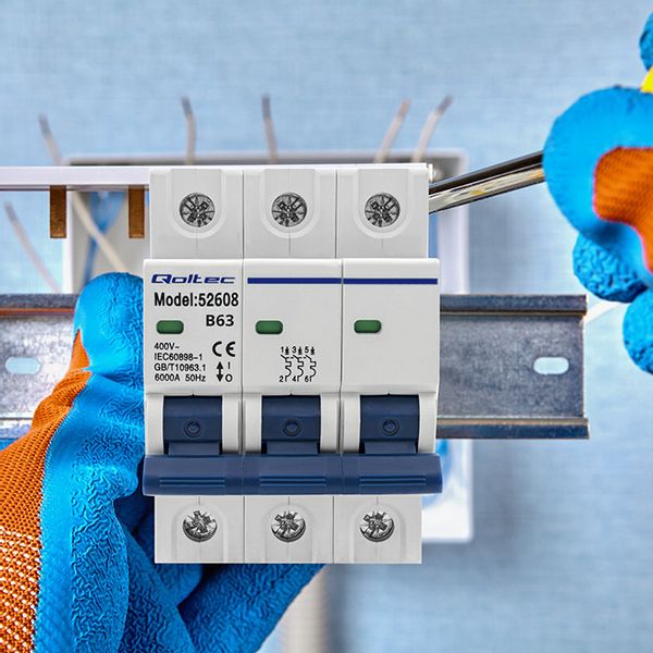 Qoltec Wyłącznik nadprądowy B63 | Bezpiecznik | AC | 63A | 3P zdjęcie 2