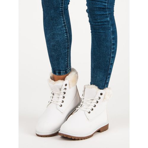 Zgrabne traperki białe r.40 na Arena.pl