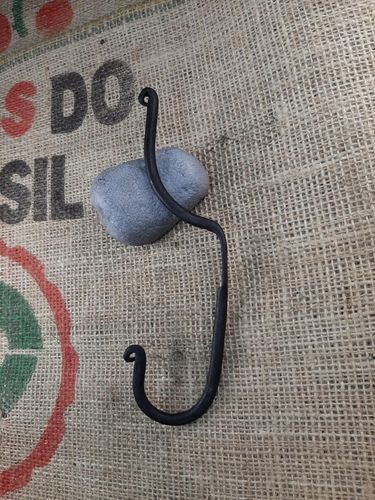 Wieszak na ubrania kuty seria Nawis na Arena.pl