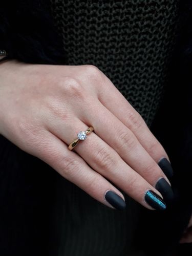 Złoty pierścionek zaręczynowy ONE WAY grawer r.20 na Arena.pl